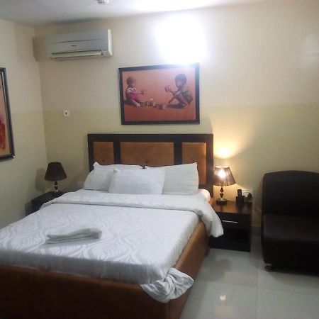 Primal Aparthotel Ikoyi Lagos Ngoại thất bức ảnh