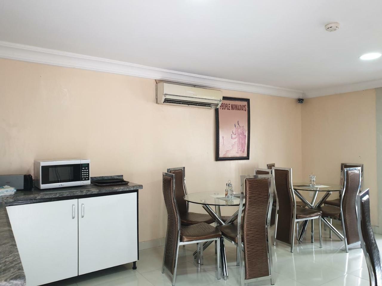Primal Aparthotel Ikoyi Lagos Ngoại thất bức ảnh